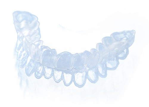 Un plateau dentaire individuel pour le blanchiment est présenté à Optismile, démontrant des solutions dentaires haut de gamme au Cap.